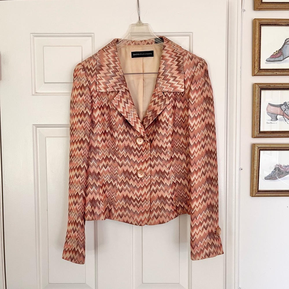 Dana Buchman Skirt Suit: Size 4 Skirt & Size 6 Blazer - Picture 3 of 9